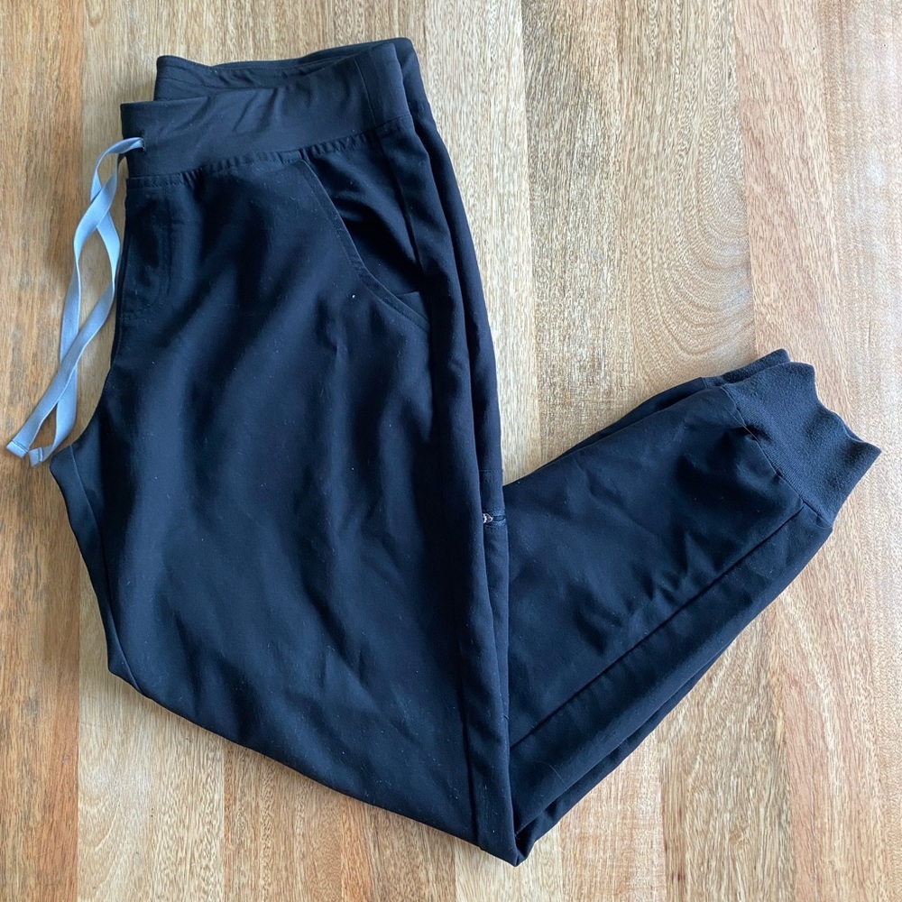 Figs- Zamora jogger scrub bottoms
